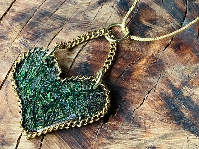 Emerald Feathered Heart pendant