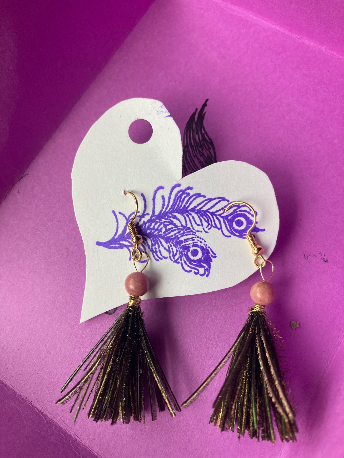 small peapoof earrings with pink stone