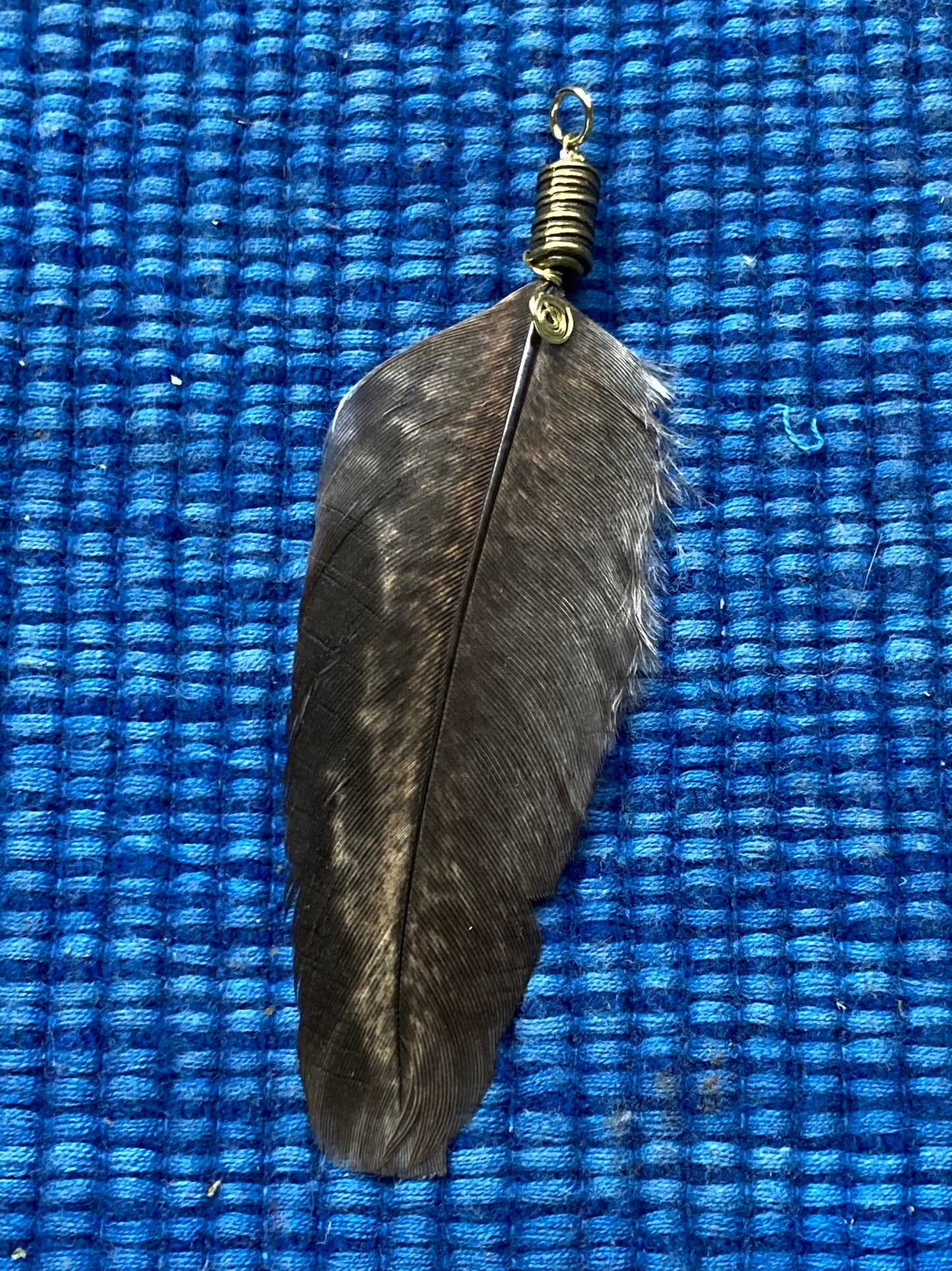 Charm, larger size peacock feather with brass bead